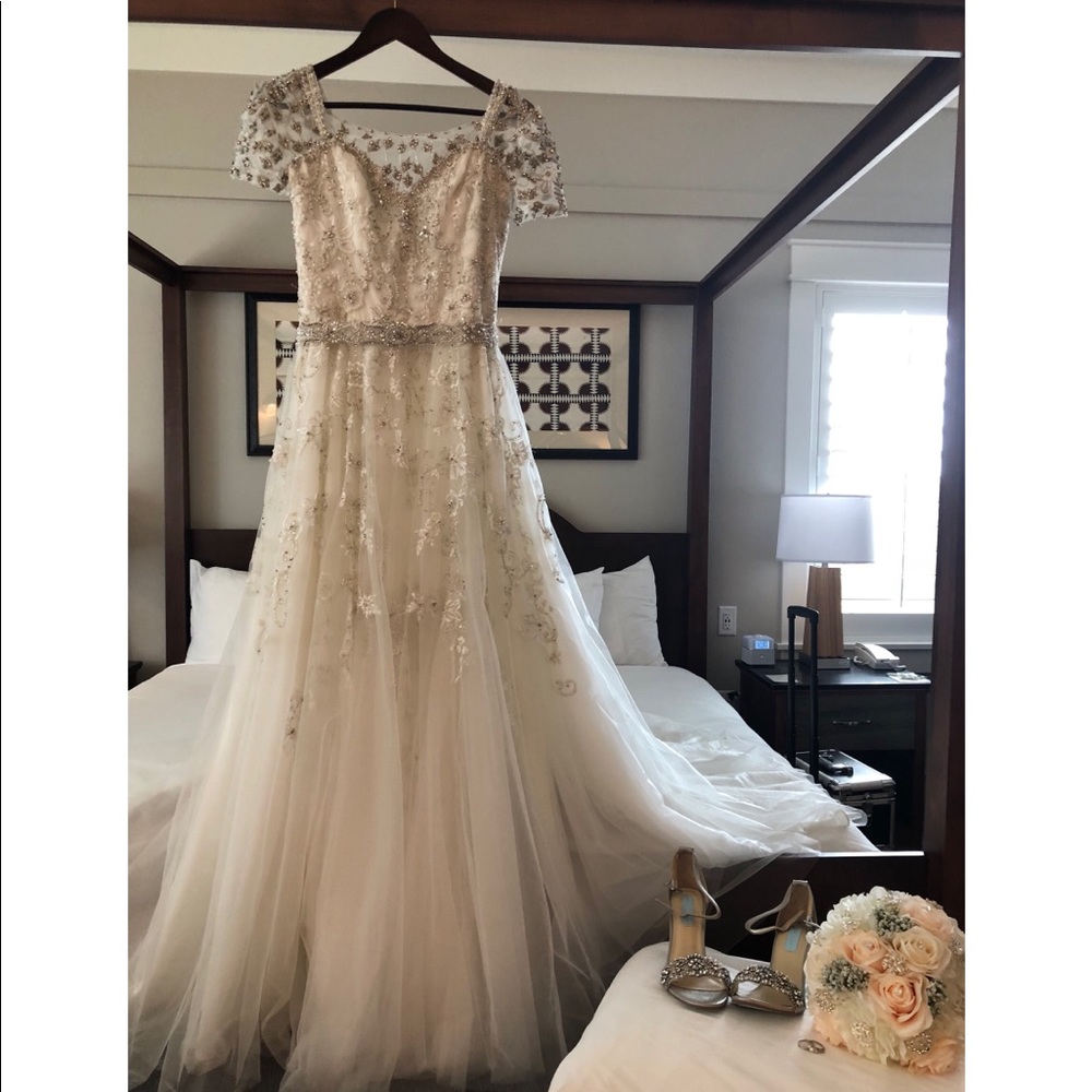 Mori Lee ivory wedding dress 2881 - Picture 8 of 13